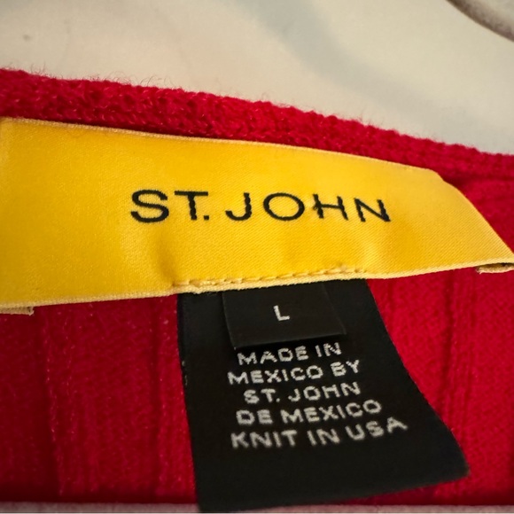 St. John Sweater - Picture 4 of 4